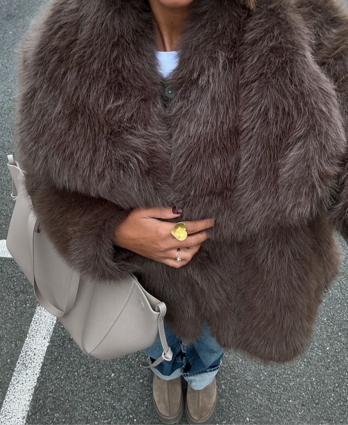 Oversized jas van imitatiebont in bruin