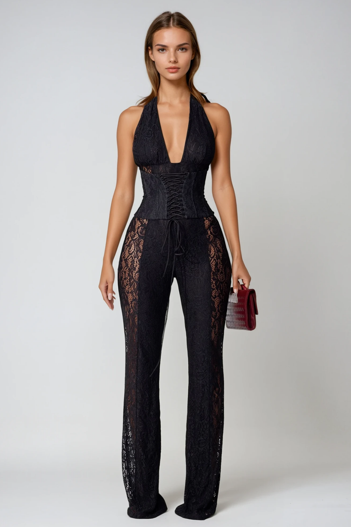 Kanten jumpsuit met diepe halslijn en cut-outdetail