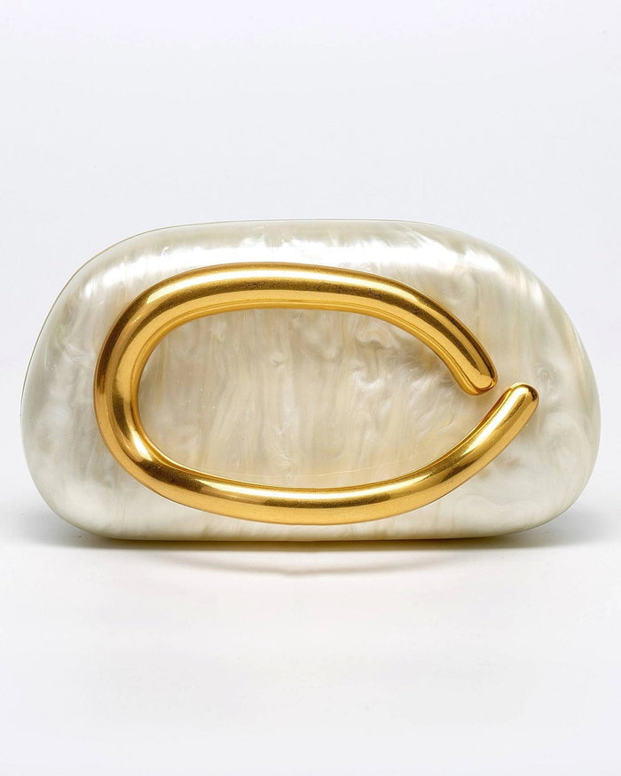 Clutch van acryl met marmerlook en schouderketting