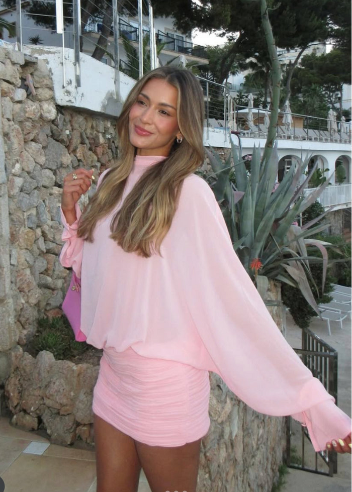 Chiffon mini-jurk met lange mouwen in roze